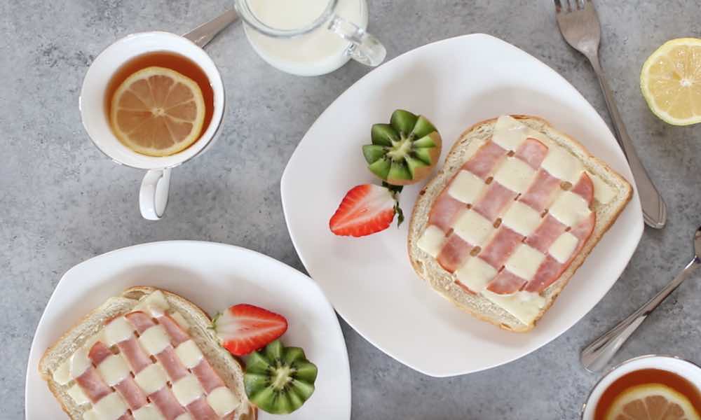This Braided Ham and Cheese recipe brings a welcome twist to breakfast and brunch!